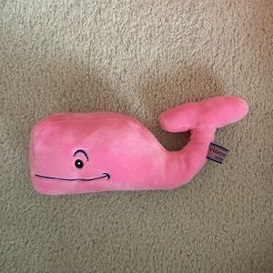 vineyard vines stuffed whale